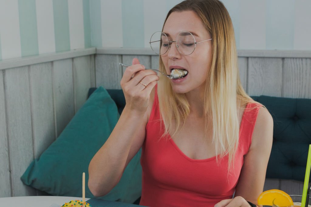 Sticky Foods to Avoid for Healthy Teeth