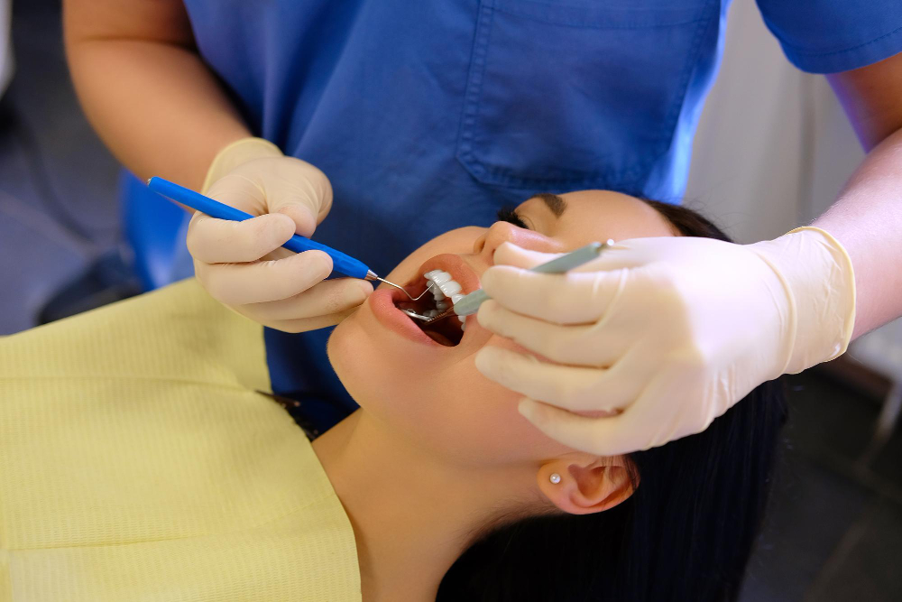 Filling between Front Teeth