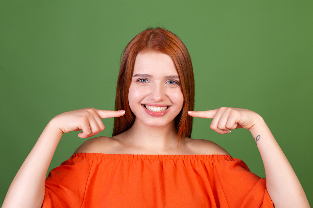 Gaps Between Teeth and Gums