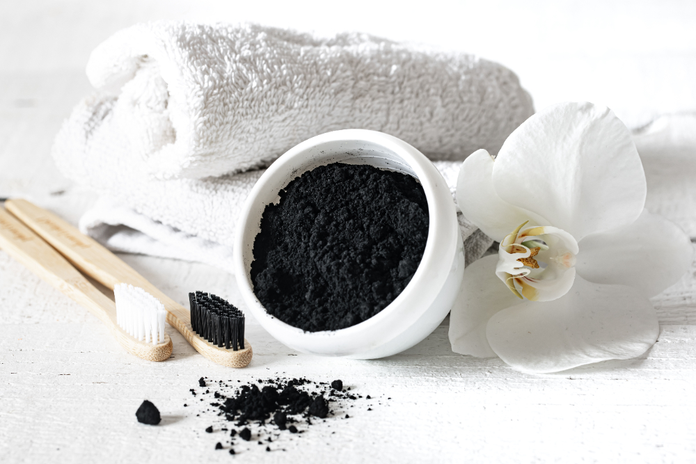 Activated Charcoal: Detoxifying Your Mouth for Fresher Breath "18 home remedies for bad breath"