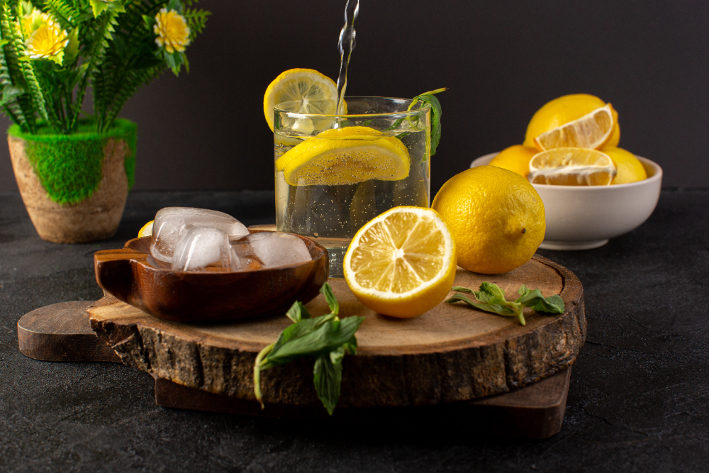 Lemon: A Refreshing Remedy for Odor Control  "18 home remedies for bad breath"